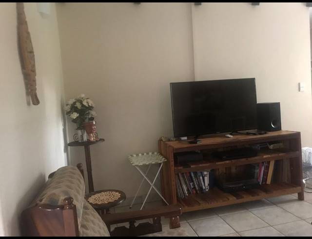 4 BEDROOM HOUSE FOR SALE IN CHROOM PARK